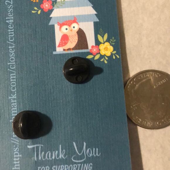 2 Piece Princess Latte Crybaby Tears Pin Brooch - Picture 2 of 3